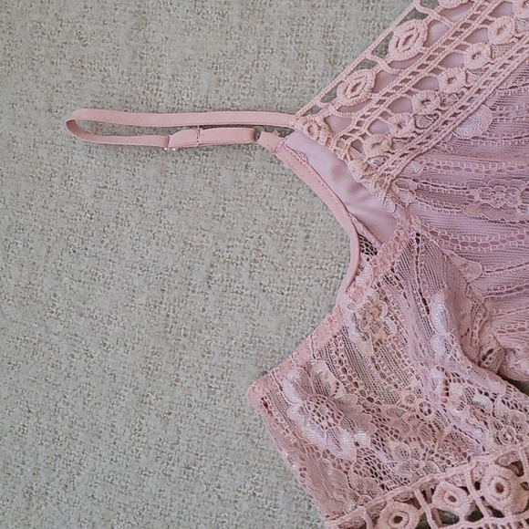 NEW-City Triangle Dress Midi A-line Cold Shoulder - Picture 4 of 8